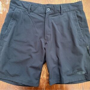 The North Face Men's Black Athletic Shorts Hybrid